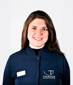 Dra. Gabriela Caovilla Felin