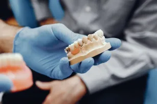 Próteses Dentárias